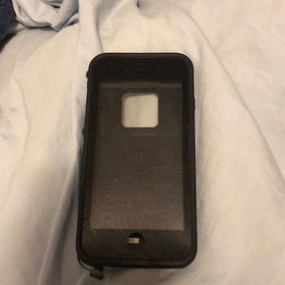 lifeproof case for an iphone 6/6s